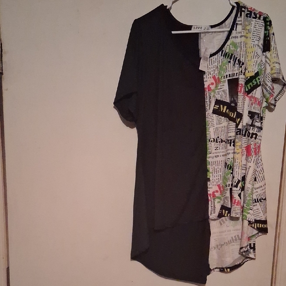 Love J Black and Multicolor Text Graphic Tee - Picture 1 of 6